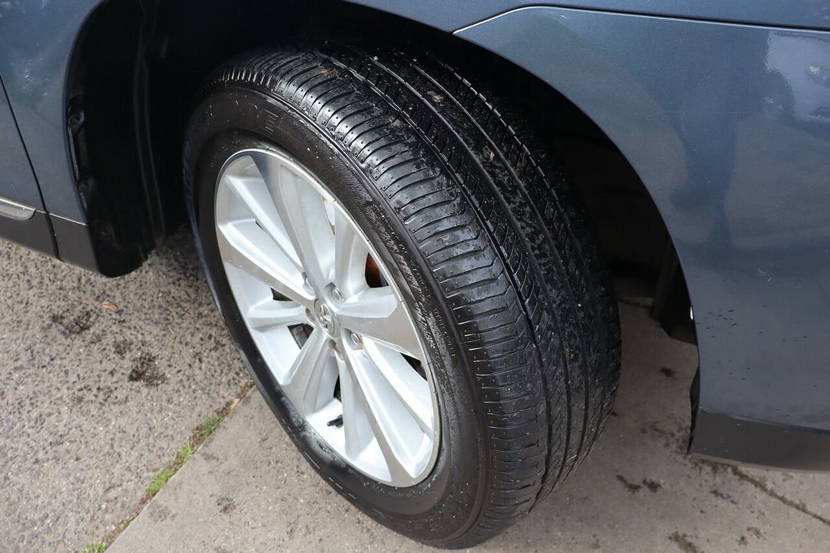 2012 Toyota Kluger Grande GSU40R