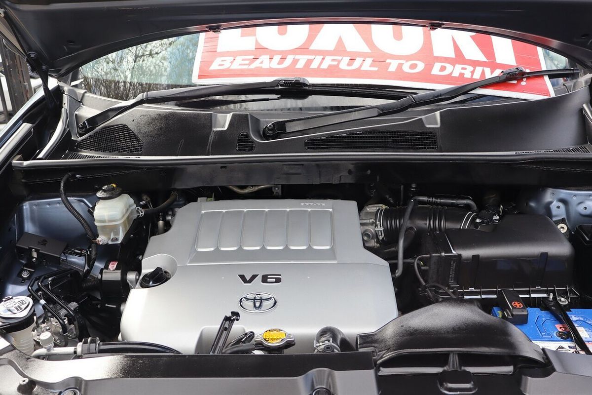 2012 Toyota Kluger Grande GSU40R