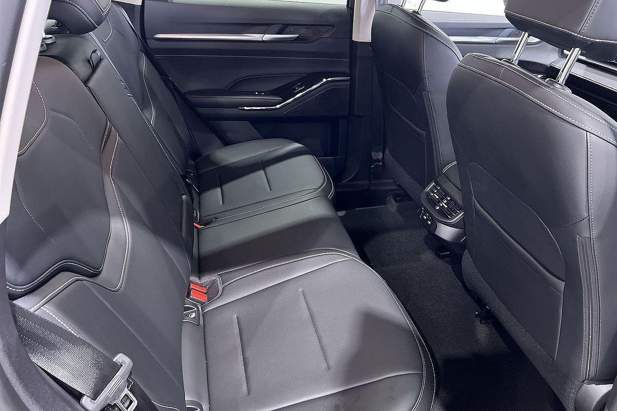 2025 GWM Haval H6 Lux B01