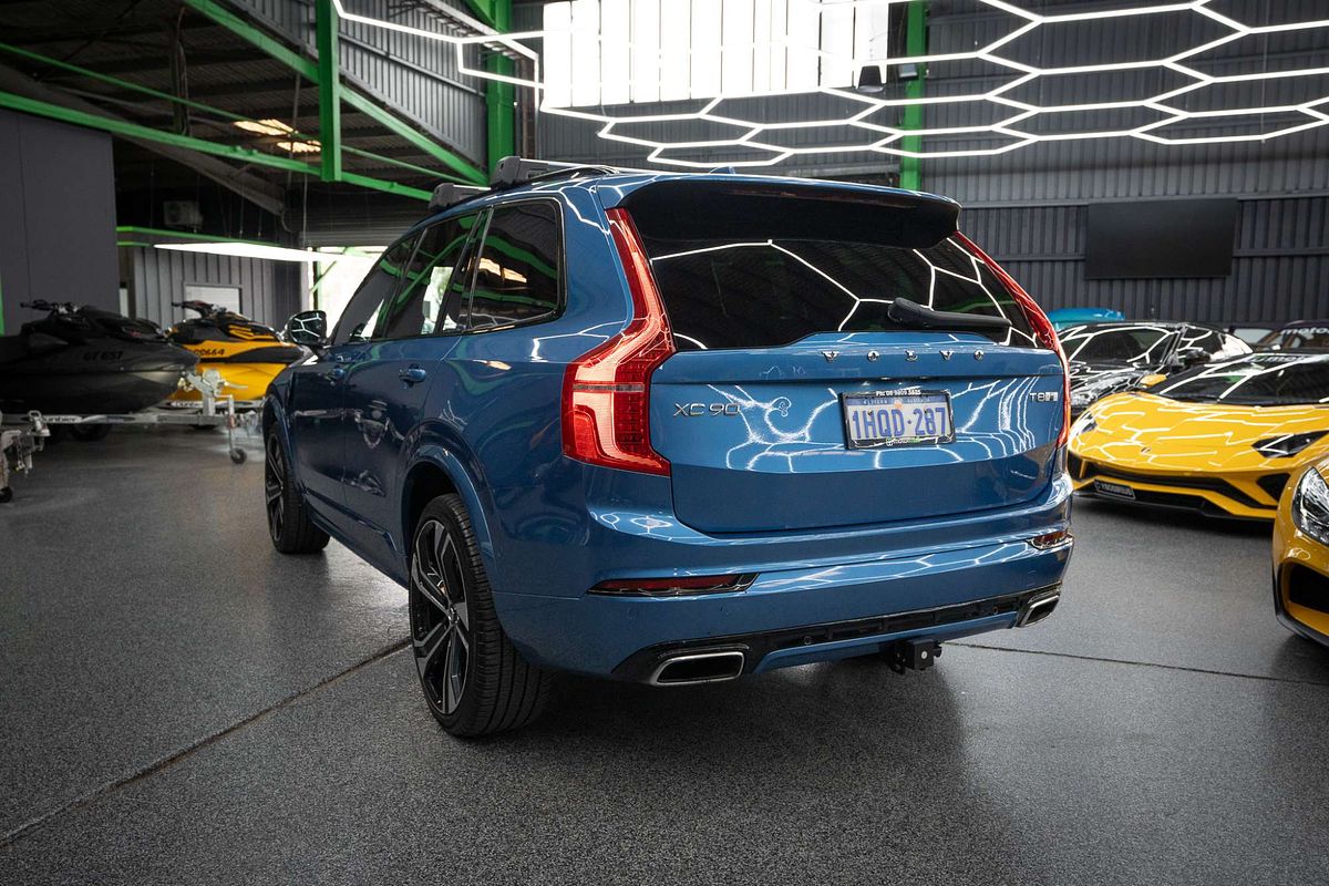 2020 Volvo XC90 T8 R-Design