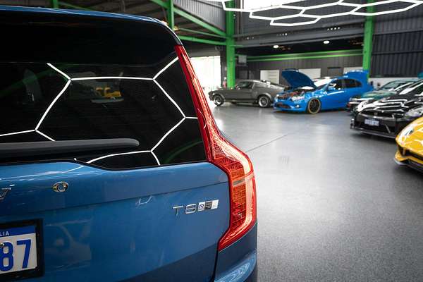 2020 Volvo XC90 T8 R-Design