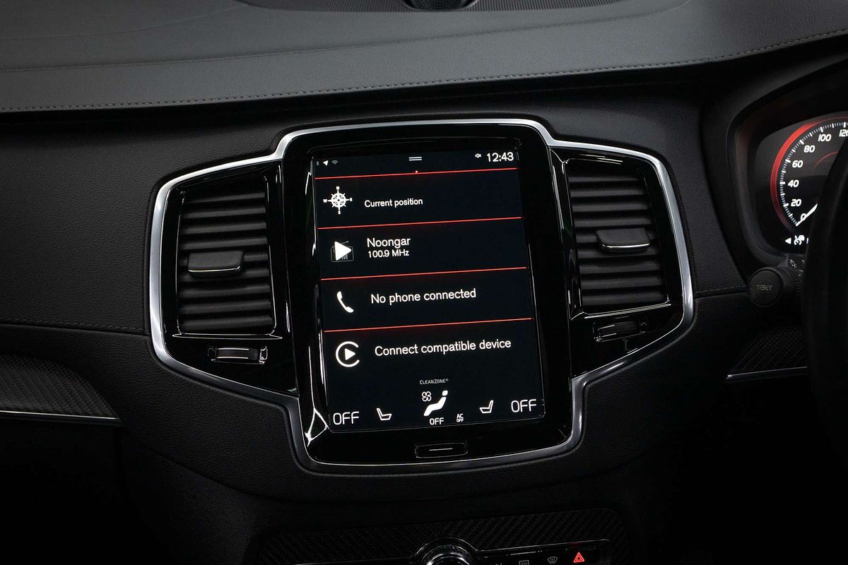 2020 Volvo XC90 T8 R-Design