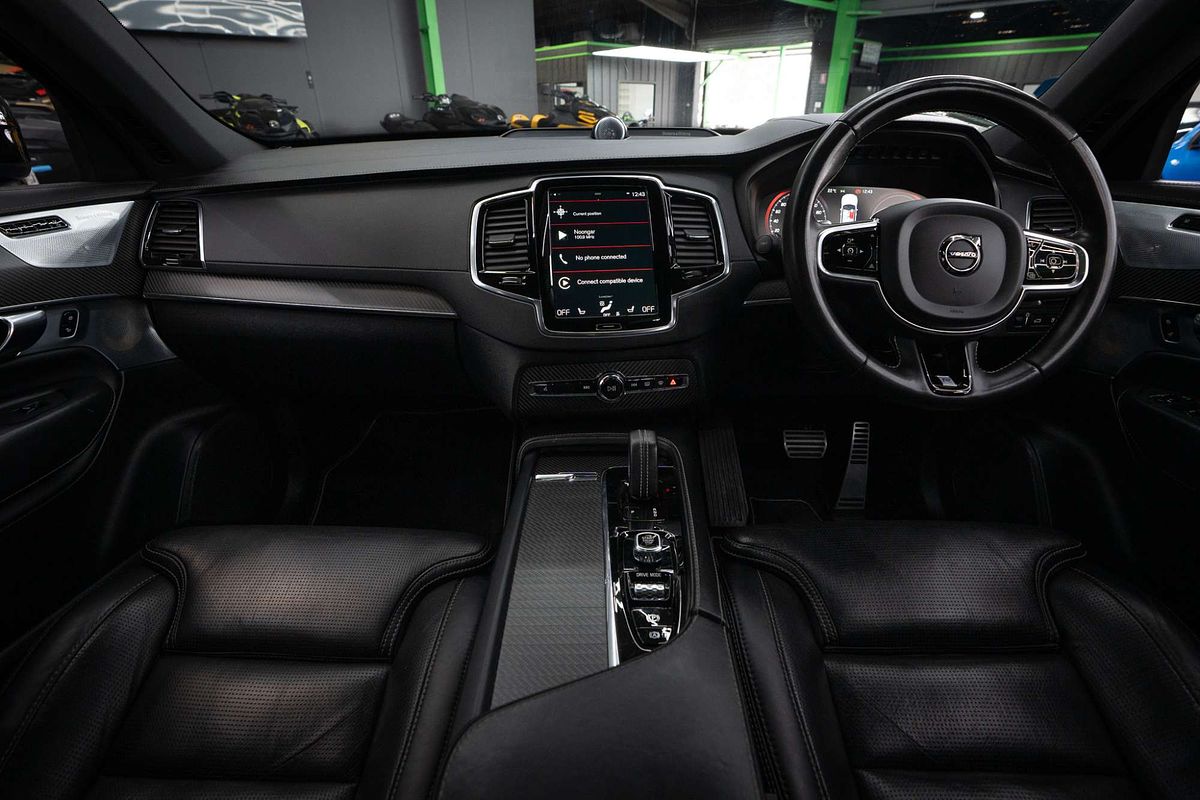 2020 Volvo XC90 T8 R-Design