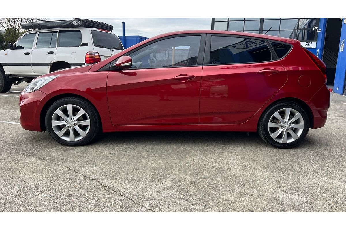 2017 Hyundai Accent Sport RB5