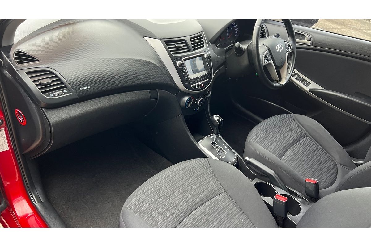 2017 Hyundai Accent Sport RB5