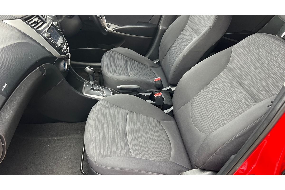2017 Hyundai Accent Sport RB5