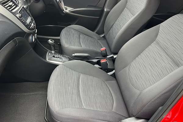 2017 Hyundai Accent Sport RB5
