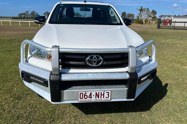 2016 Toyota Hilux SR GUN126R 4X4