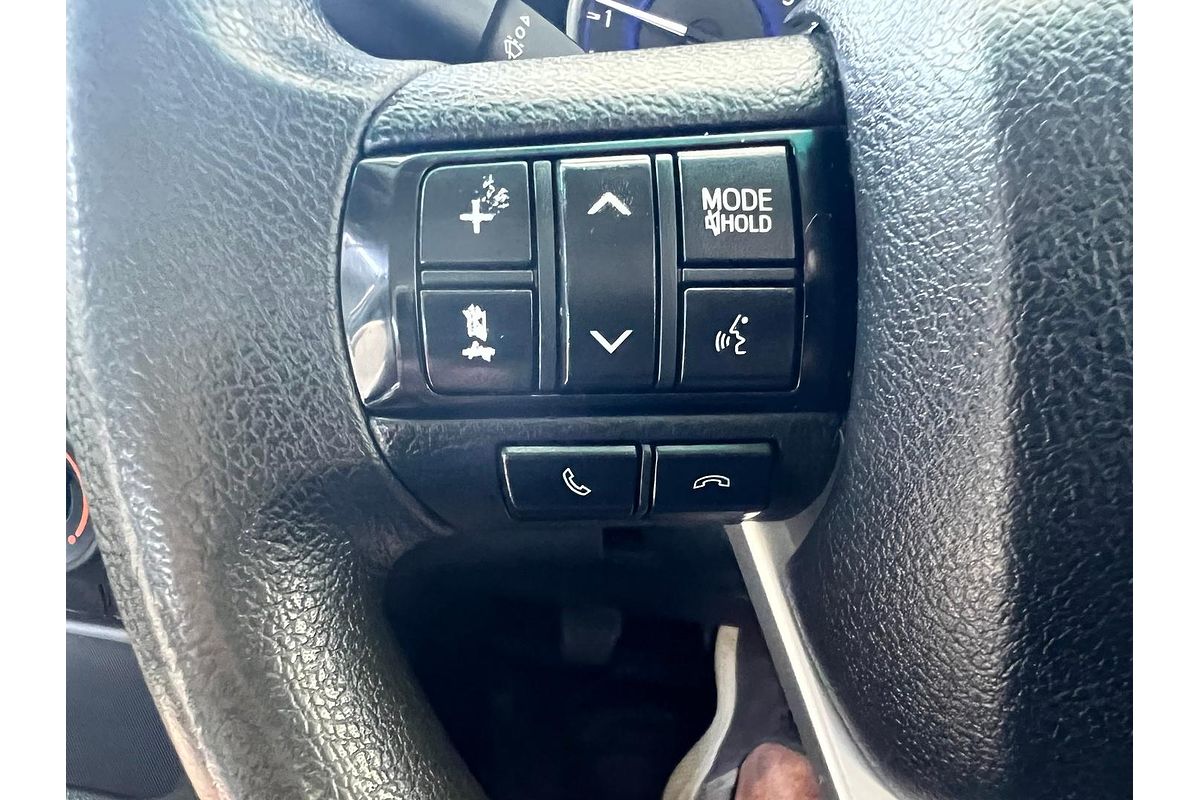 2016 Toyota Hilux SR GUN126R 4X4