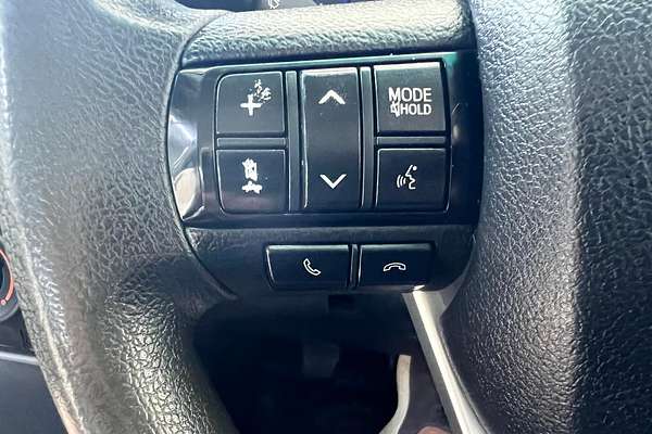 2016 Toyota Hilux SR GUN126R 4X4