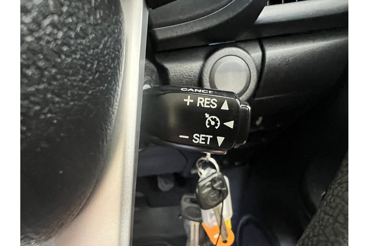 2016 Toyota Hilux SR GUN126R 4X4