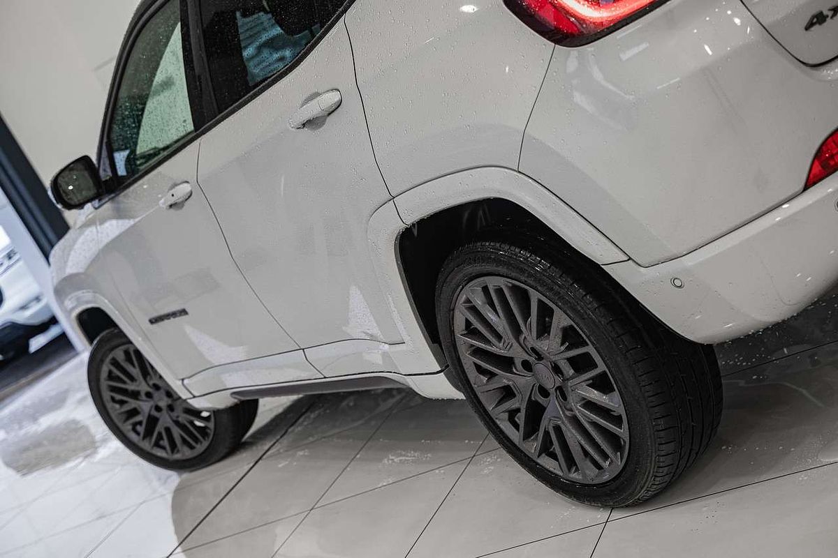 2022 Jeep Compass S-Limited M6