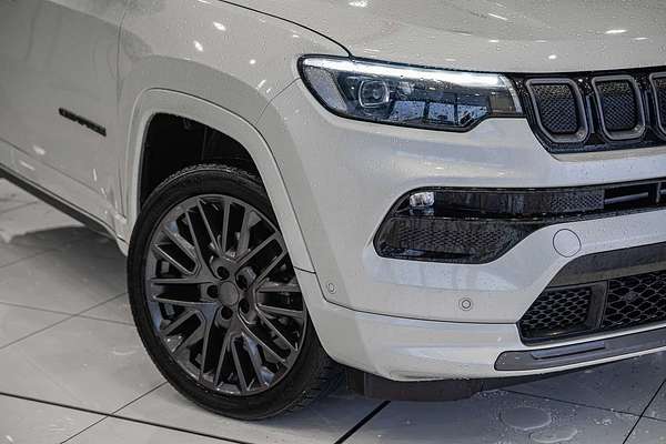 2022 Jeep Compass S-Limited M6