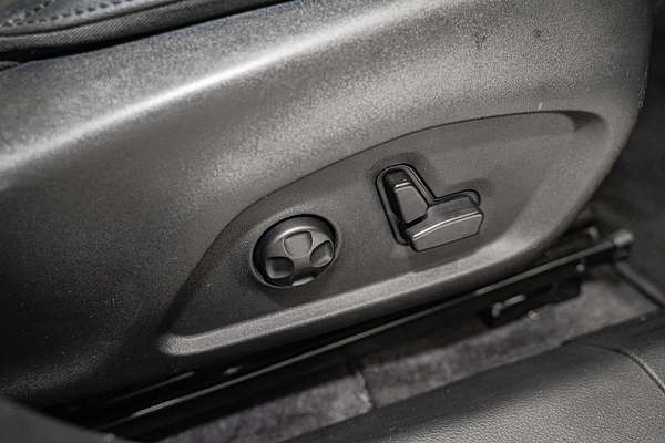 2022 Jeep Compass S-Limited M6