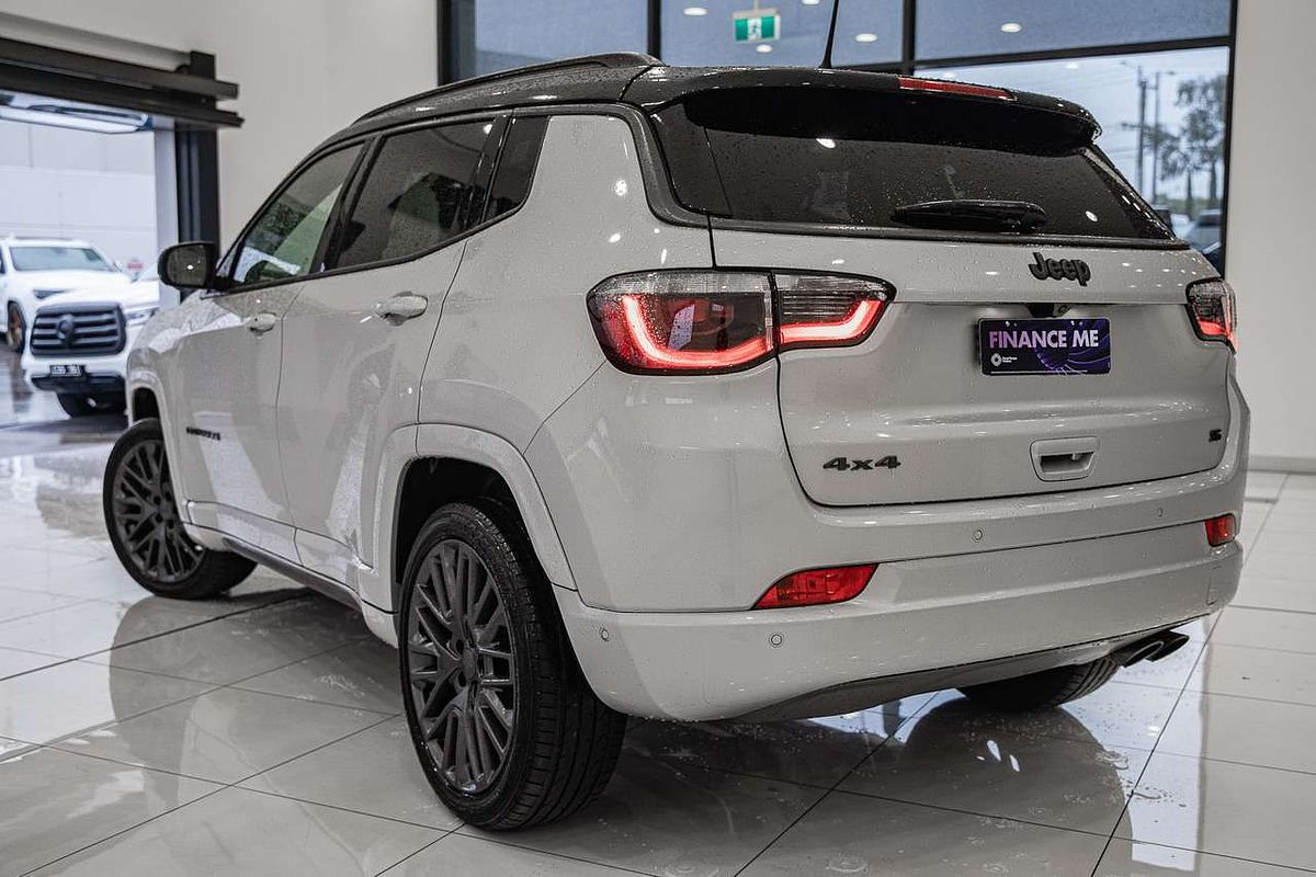 2022 Jeep Compass S-Limited M6