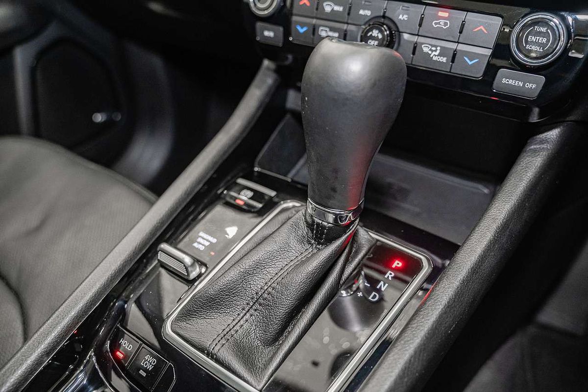 2022 Jeep Compass S-Limited M6