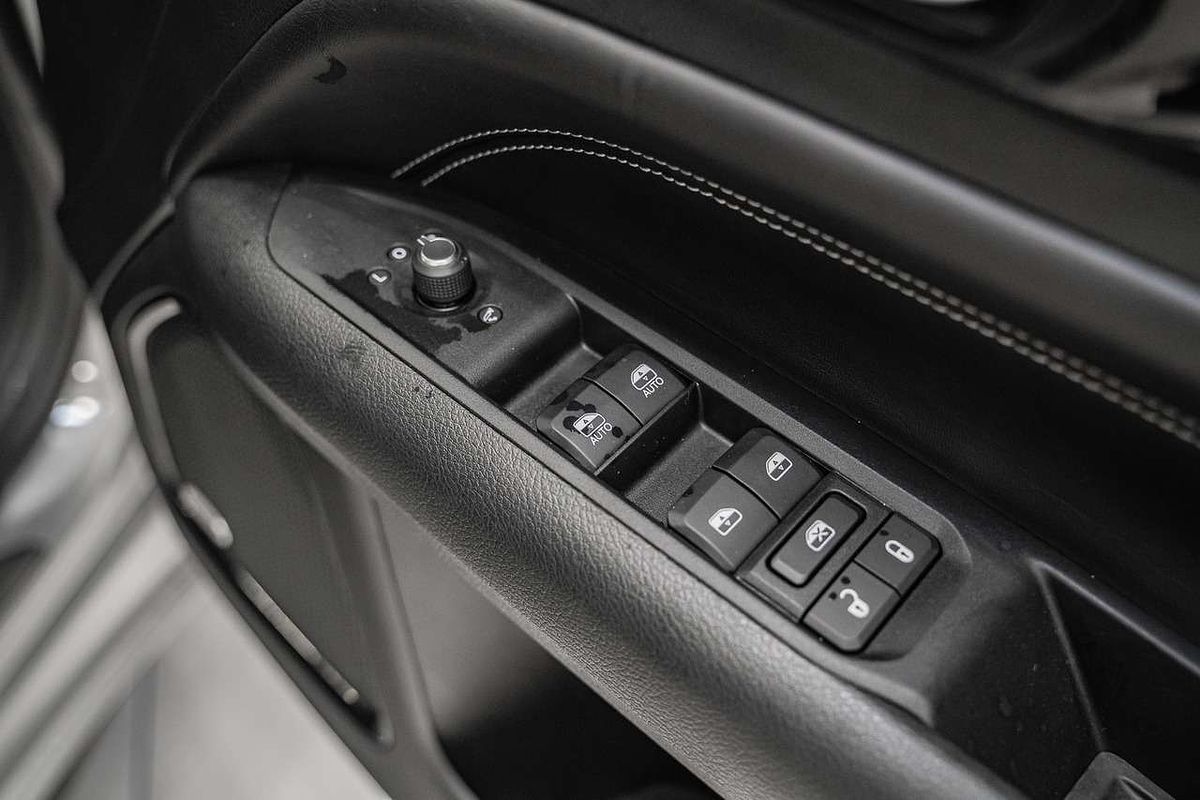 2022 Jeep Compass S-Limited M6