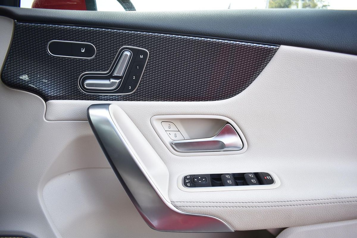2020 Mercedes-Benz A-Class A250 W177