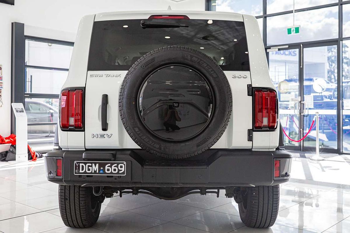 2024 GWM Tank 300 Ultra Hybrid P01