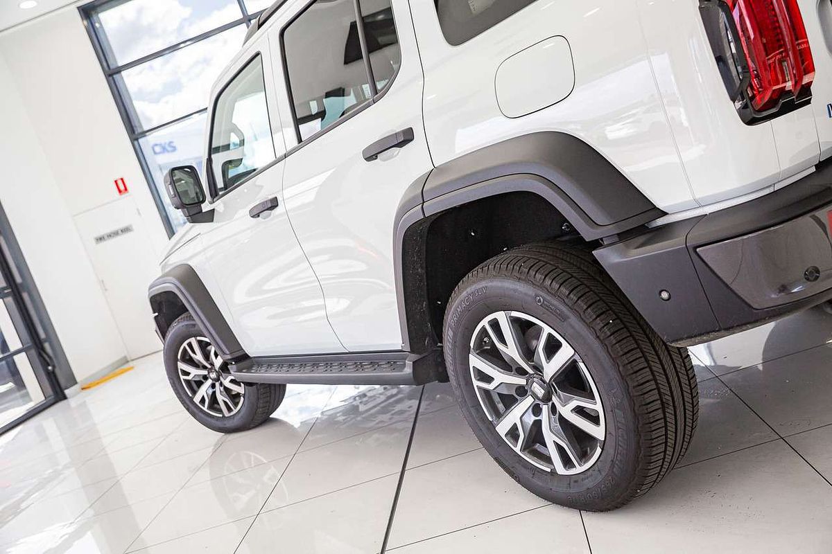 2024 GWM Tank 300 Ultra Hybrid P01