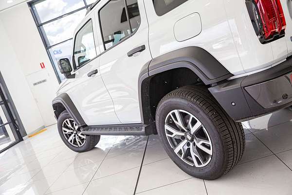 2024 GWM Tank 300 Ultra Hybrid P01