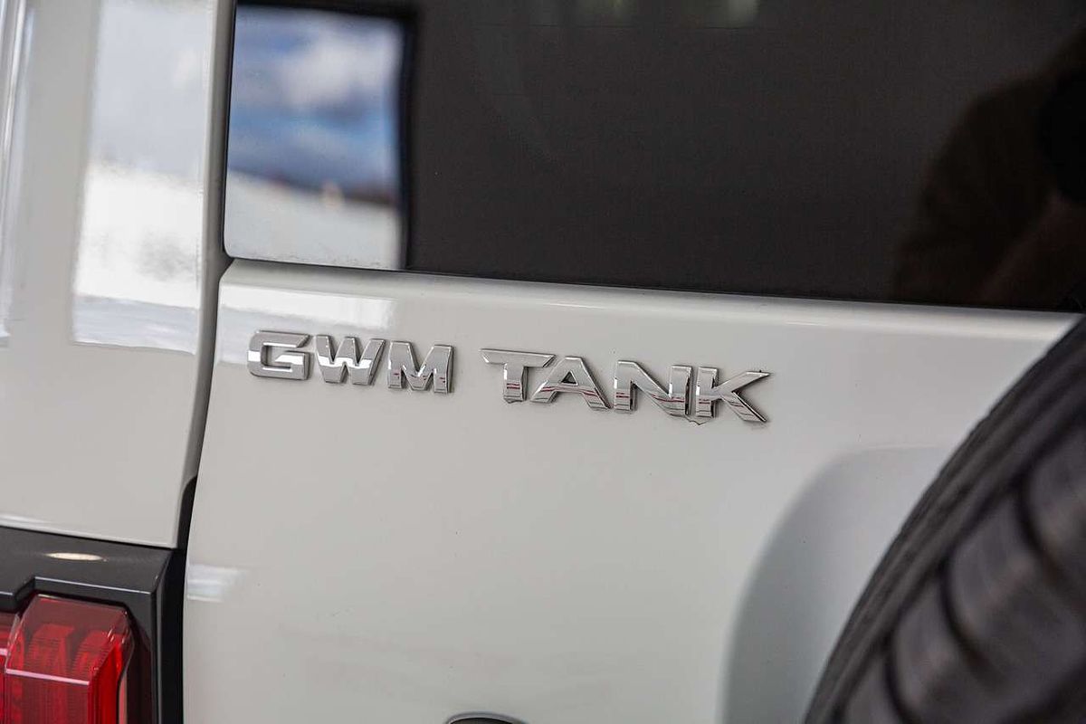 2024 GWM Tank 300 Ultra Hybrid P01