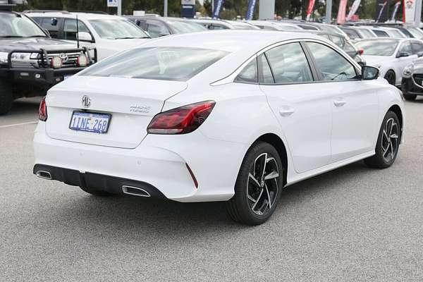 2024 MG MG5 Essence
