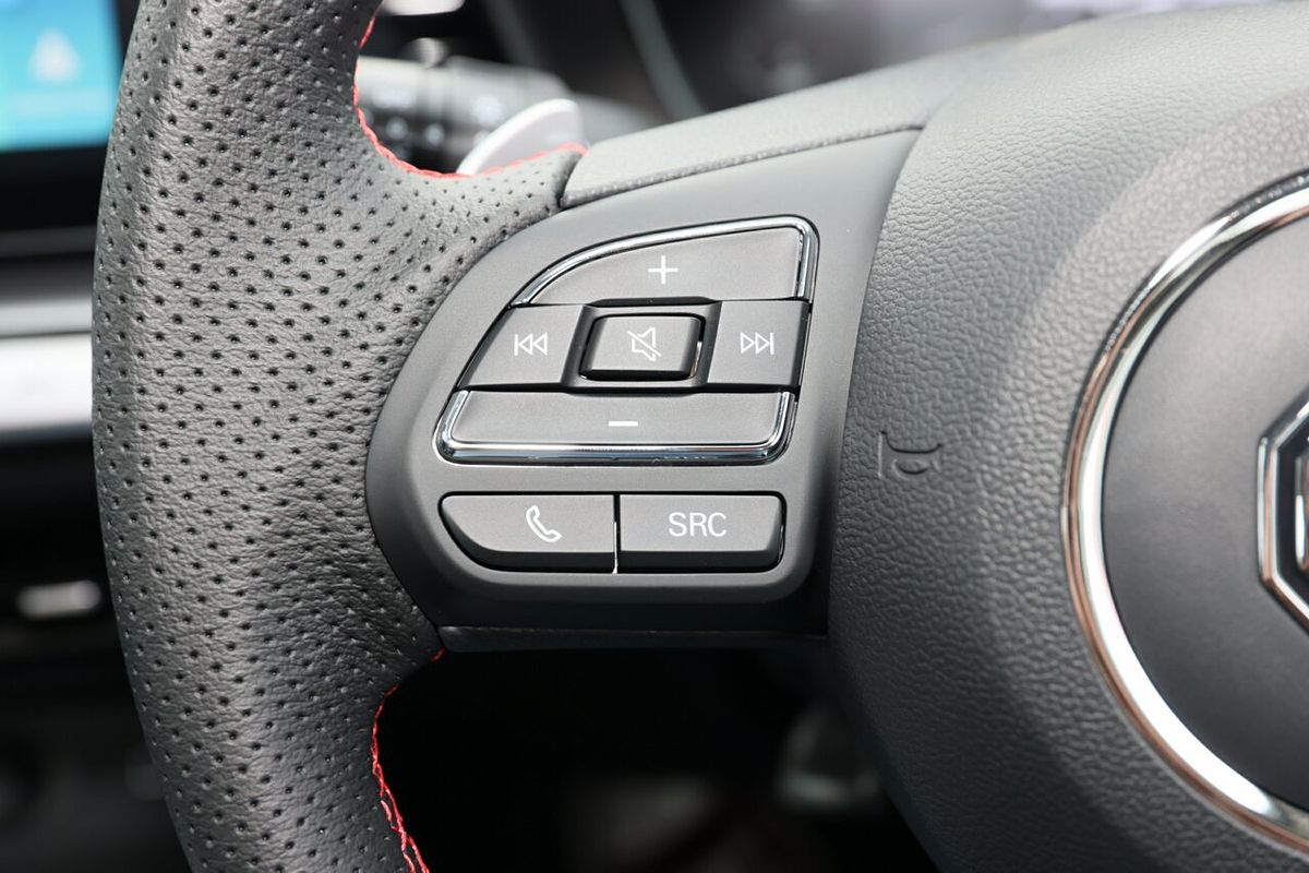 2024 MG MG5 Essence