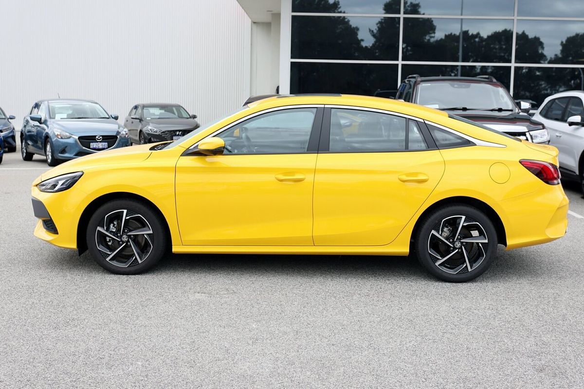 2024 MG MG5 Essence