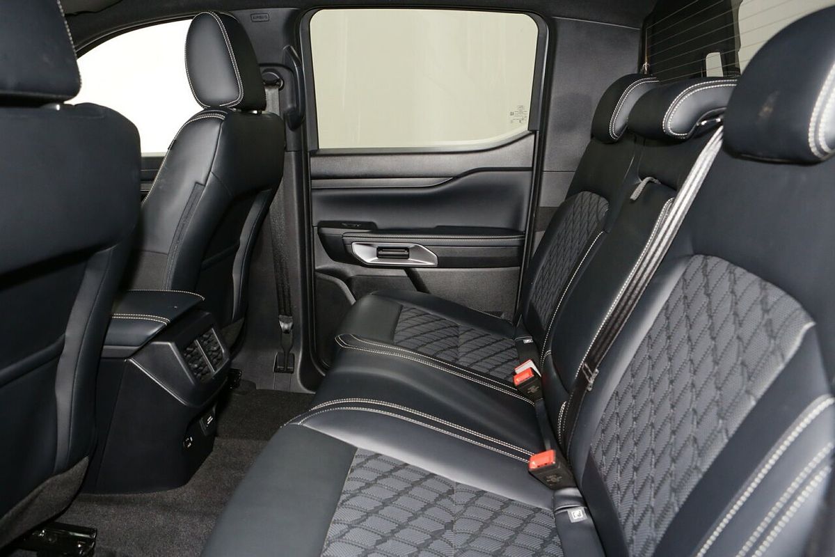 2025 Ford Ranger Platinum 4X4 3.0L