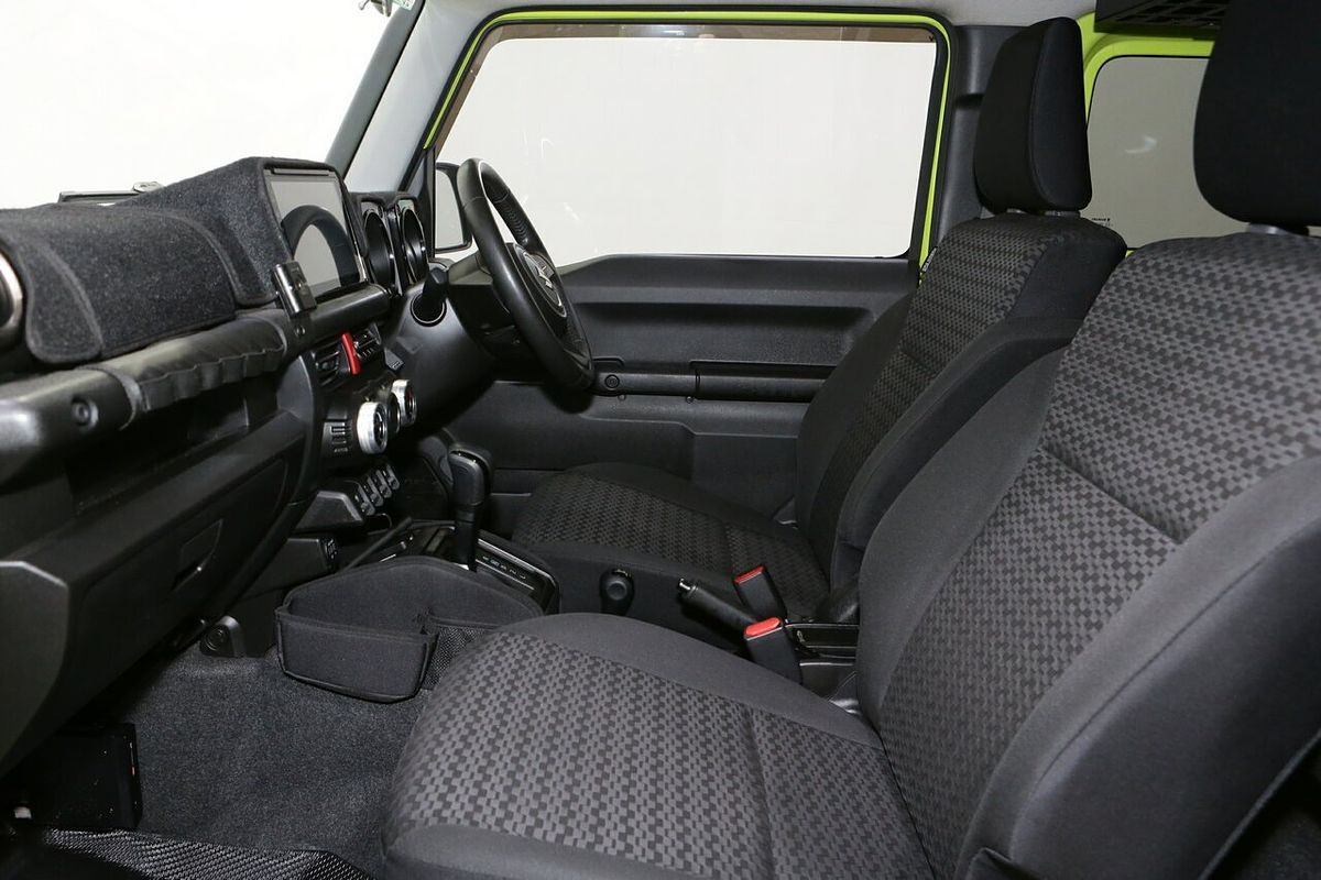 2022 Suzuki Jimny GLX GJ