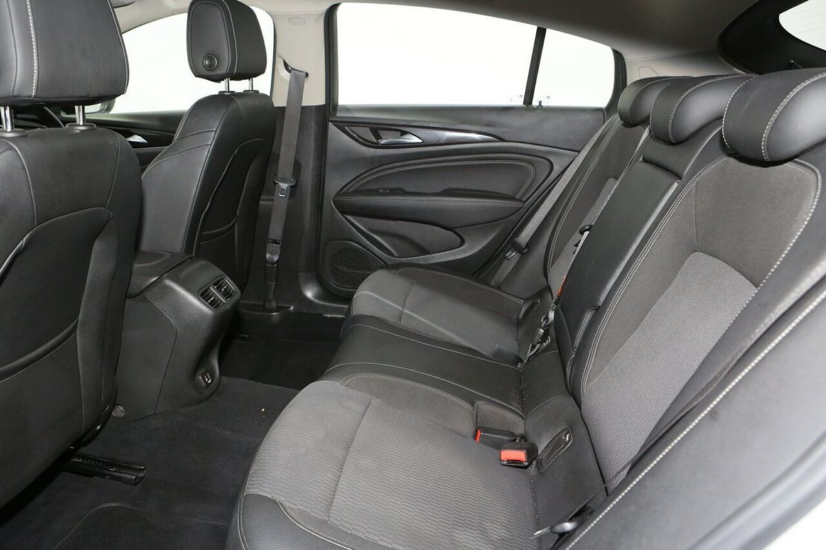 2019 Holden Commodore RS ZB