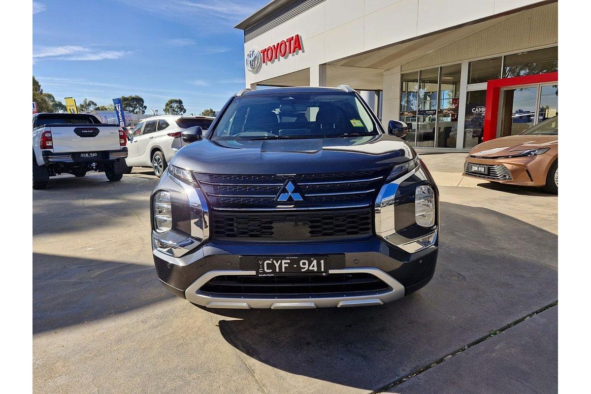 2023 Mitsubishi Outlander LS ZM