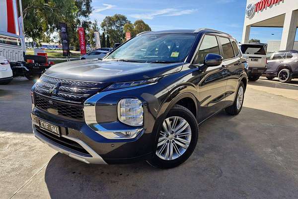 2023 Mitsubishi Outlander LS ZM