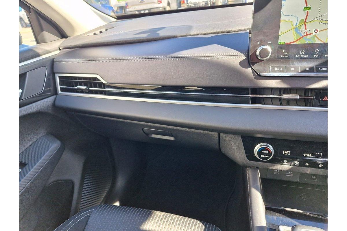 2023 Mitsubishi Outlander LS ZM