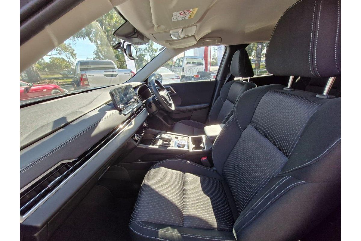 2023 Mitsubishi Outlander LS ZM