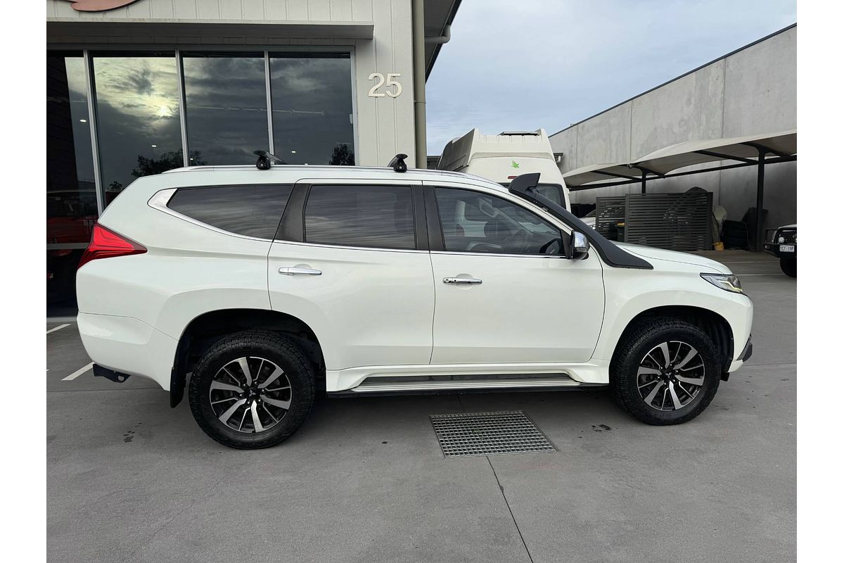 2017 Mitsubishi Pajero Sport GLS QE