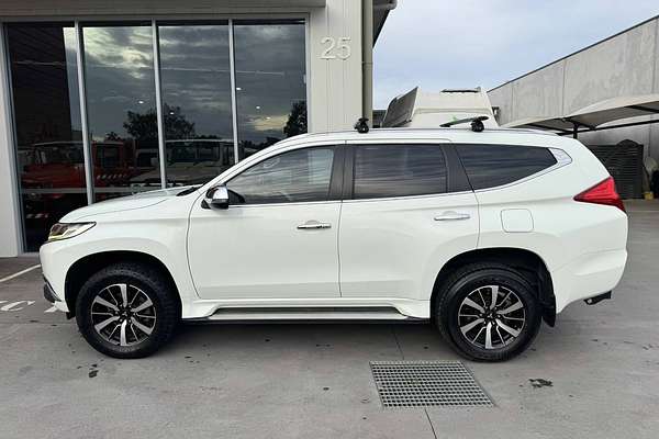 2017 Mitsubishi Pajero Sport GLS QE