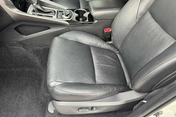 2017 Mitsubishi Pajero Sport GLS QE