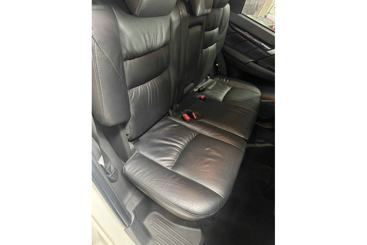 2017 Mitsubishi Pajero Sport GLS QE