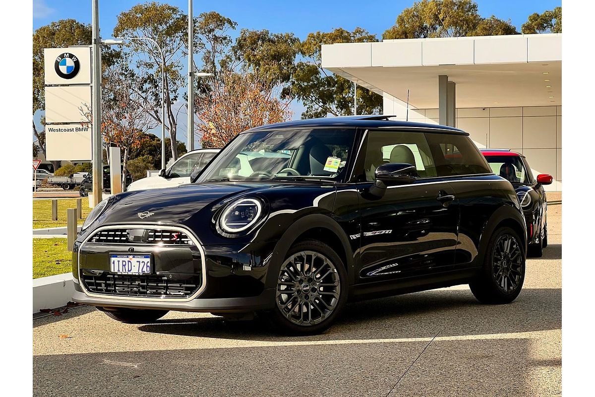 2025 MINI Cooper S Classic F66