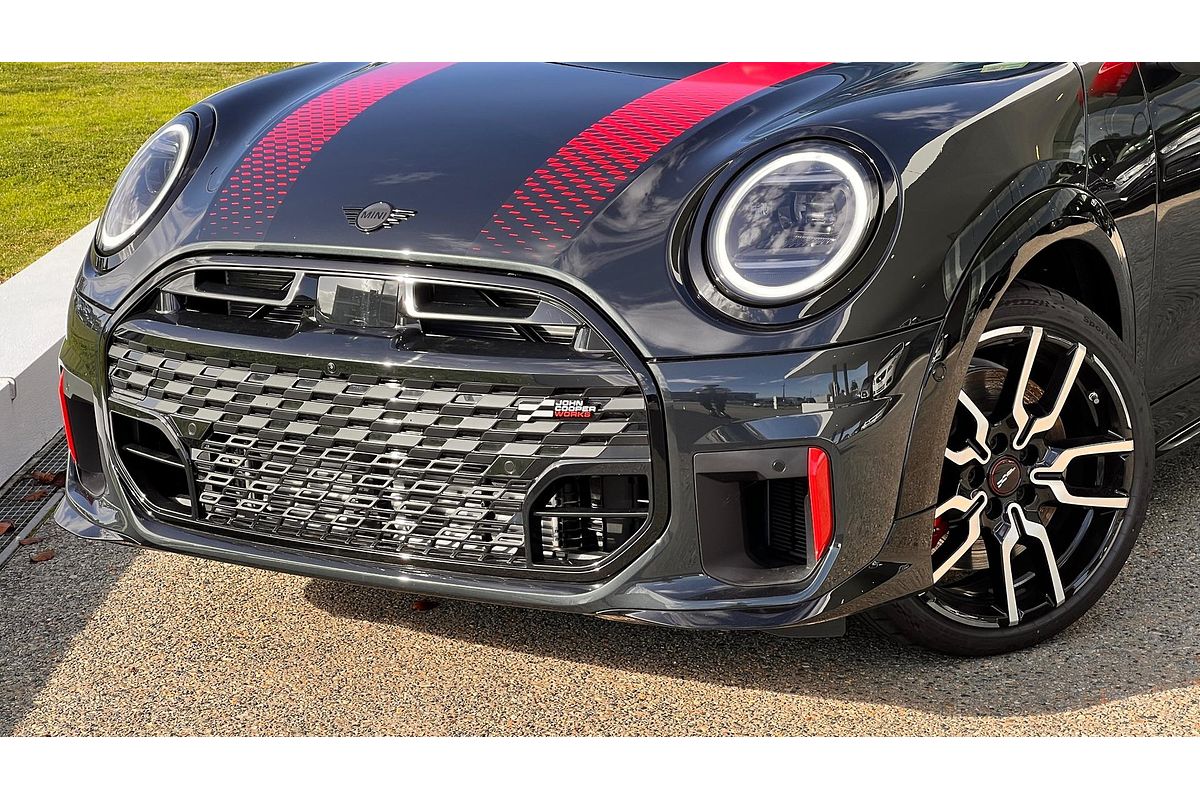 2025 MINI Cooper JCW Favoured F66