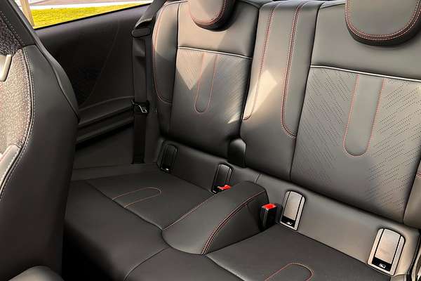 2025 MINI Cooper JCW Favoured F66