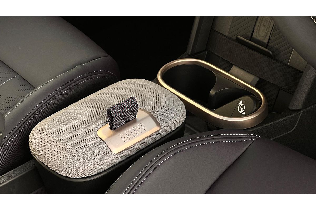 2025 MINI Cooper S Classic F66