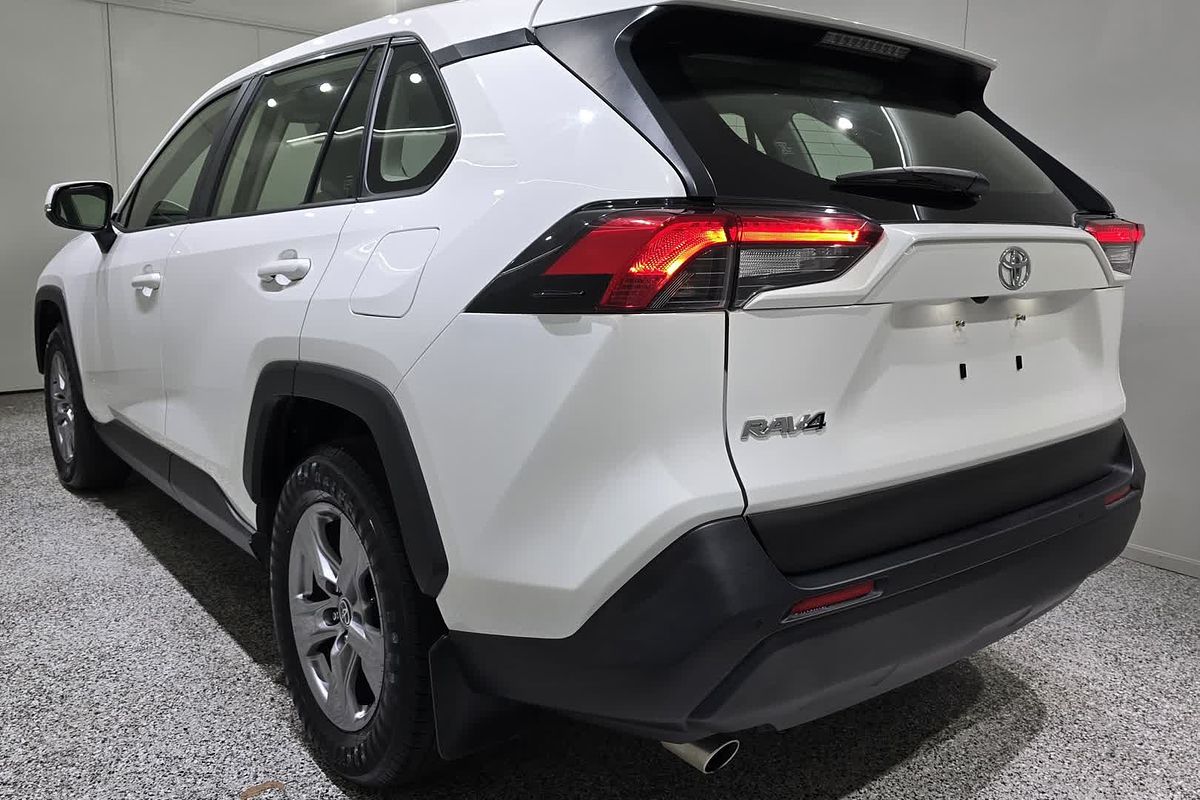 2022 Toyota RAV4 GX MXAA52R