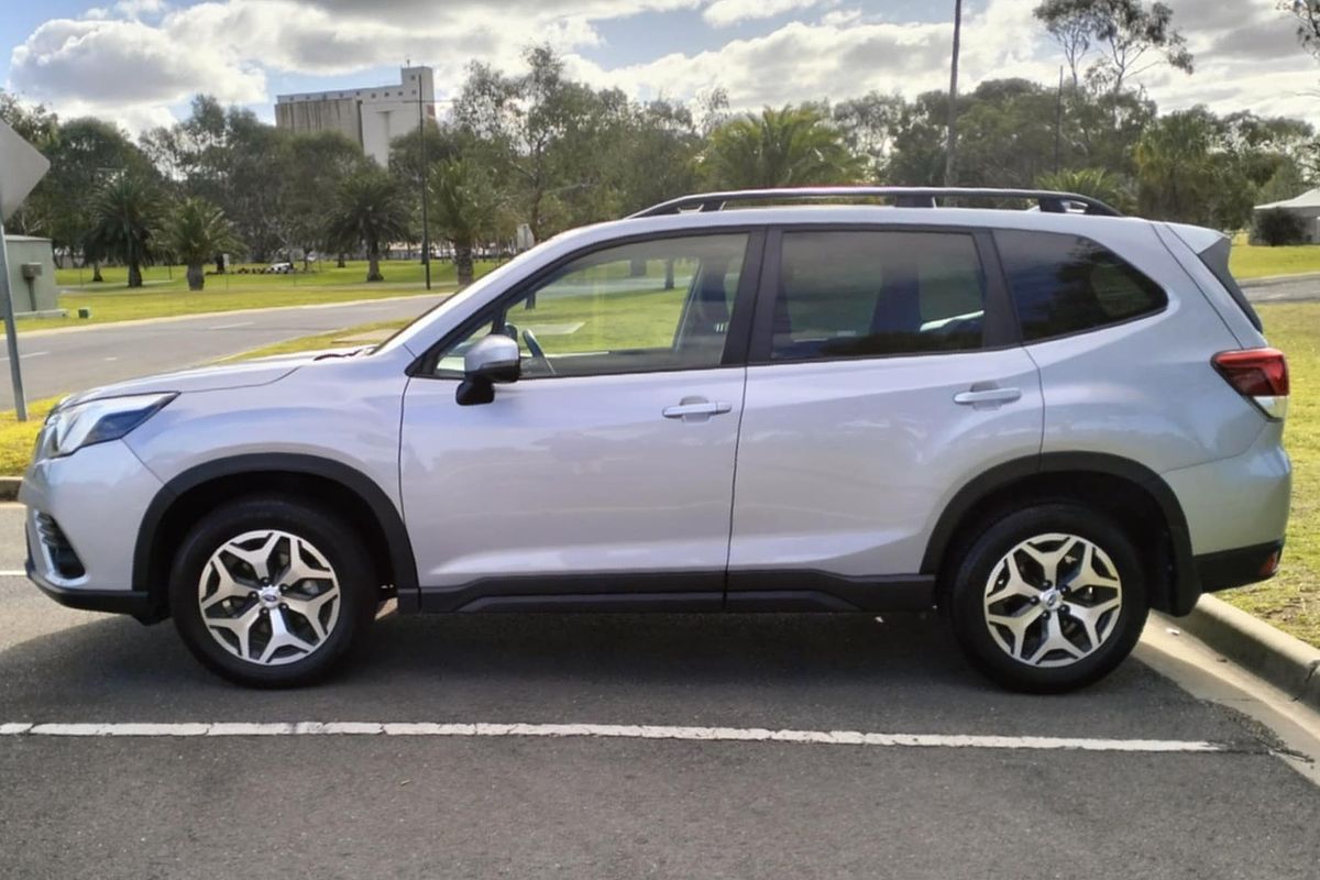 2023 Subaru Forester 2.5i S5