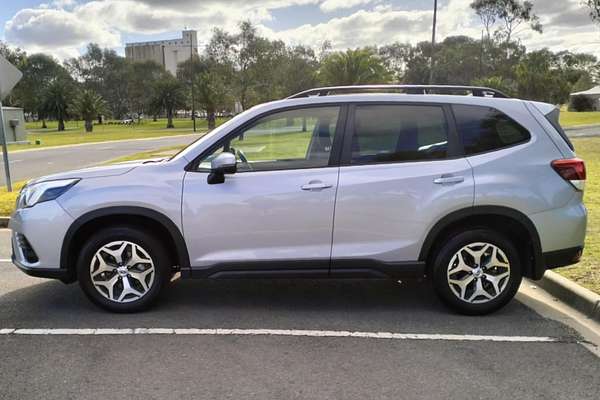 2023 Subaru Forester 2.5i S5