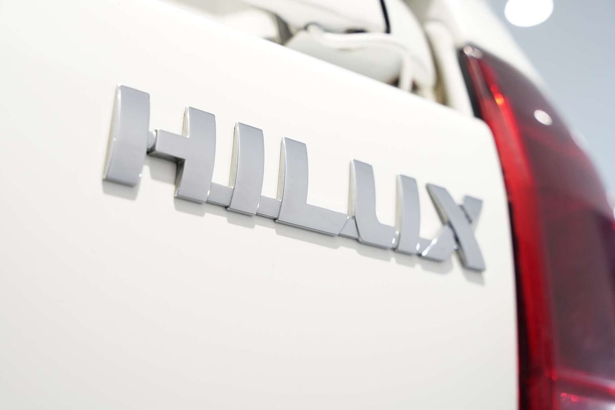2016 Toyota Hilux SR GUN126R 4X4