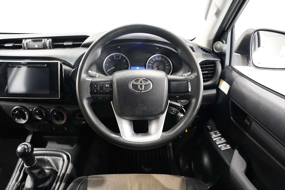 2016 Toyota Hilux SR GUN126R 4X4