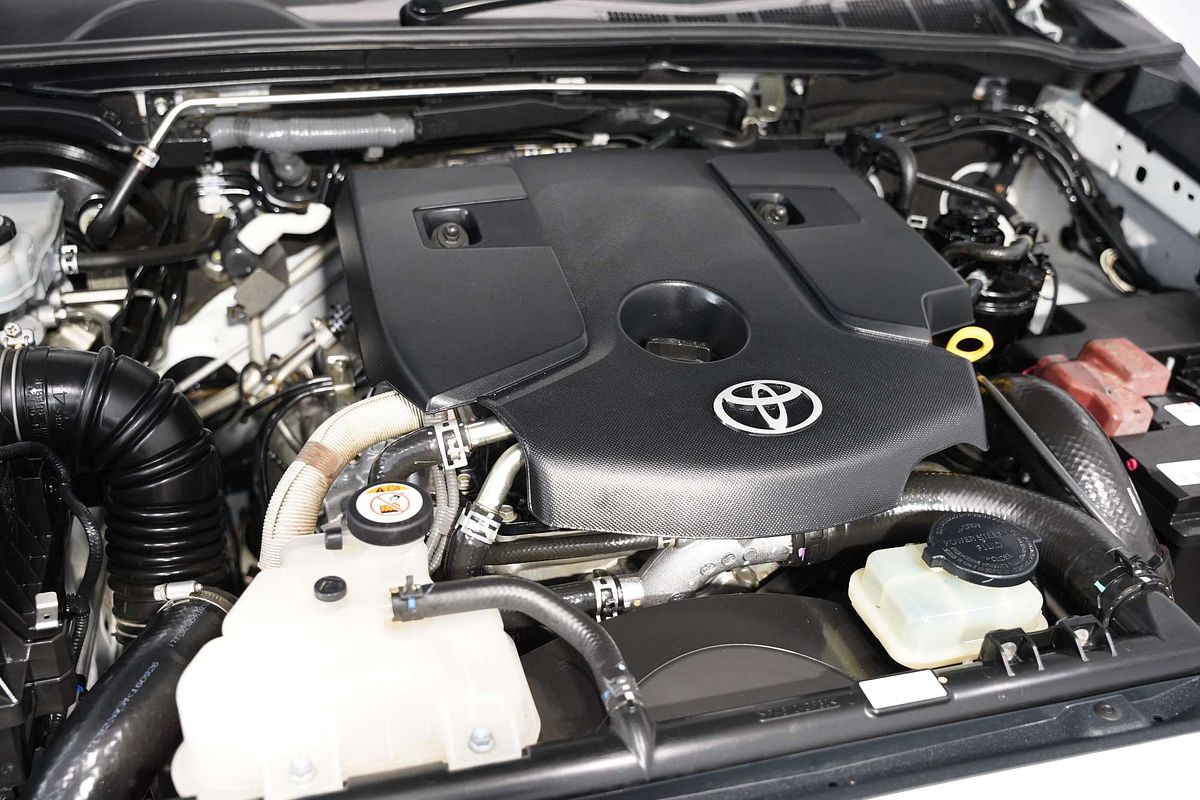 2016 Toyota Hilux SR GUN126R 4X4